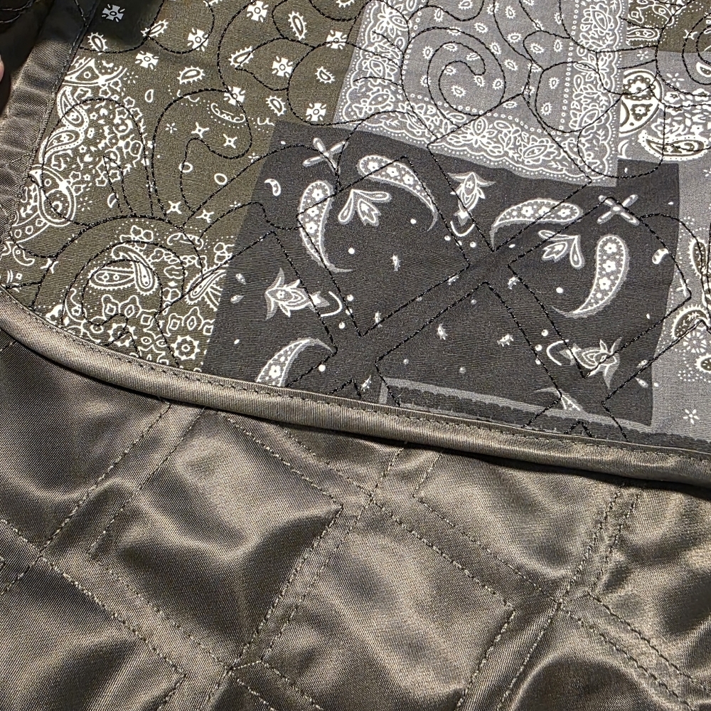 POL OVERSIZED Boho Style Patchwork Bandana Quilted Reversible Vest Front Zipper - Picture 13 of 16